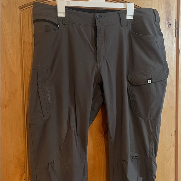 Men's Truewerk Gray Outdoor/work Cargo pants 38x34 - Picture 1 of 8